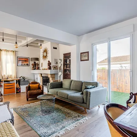D'hote Chez Amaya לינה וארוחת בוקר 3*